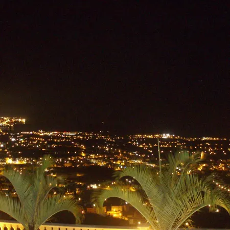 Golden View Vila *